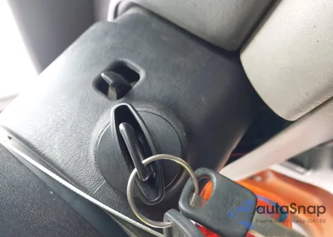 2000 Ford F-250 Lariat/Xl/Xlt z USA, uszkodzony, nr VIN 1FTNX21F2YEE44950